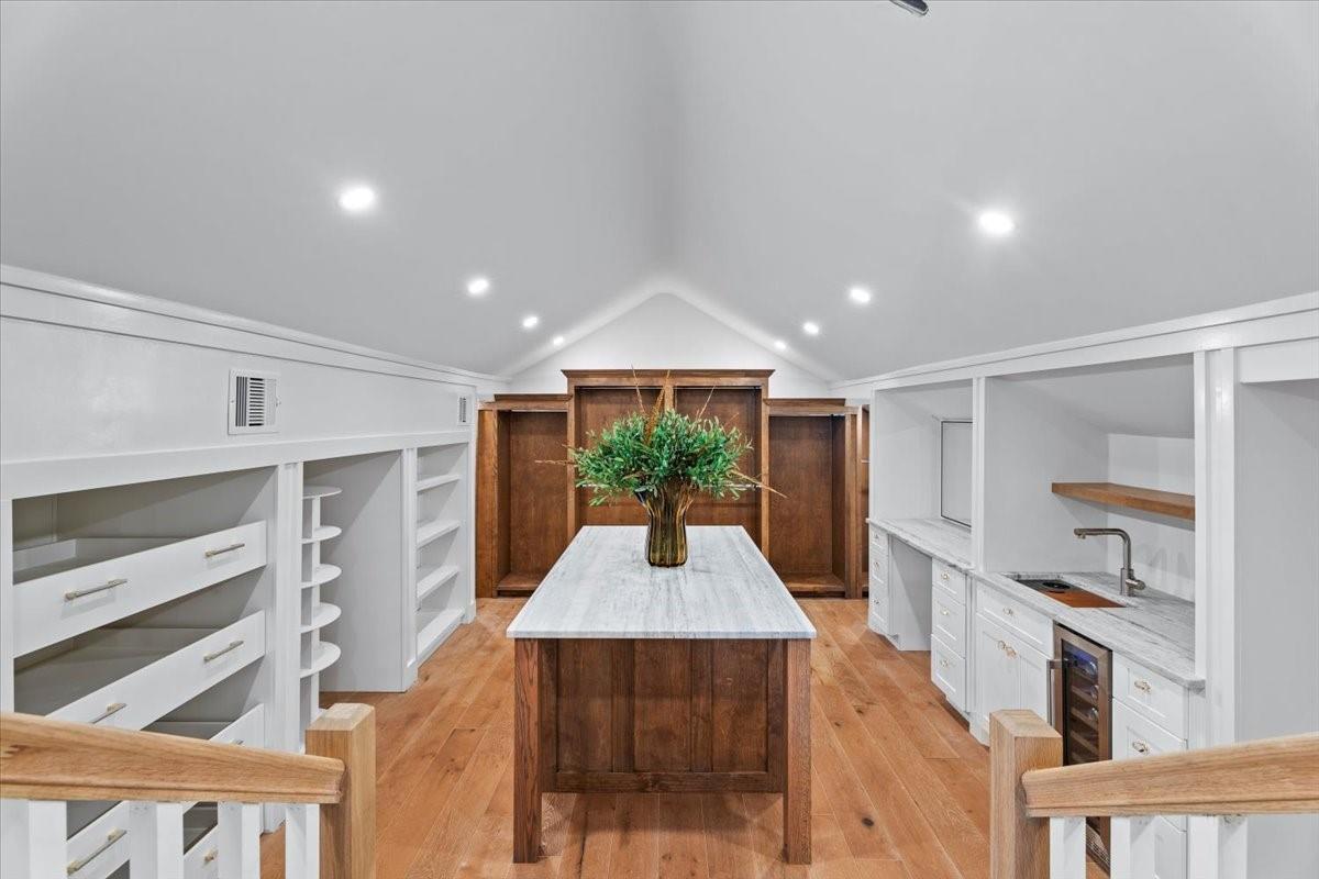 1543 Columbia Street