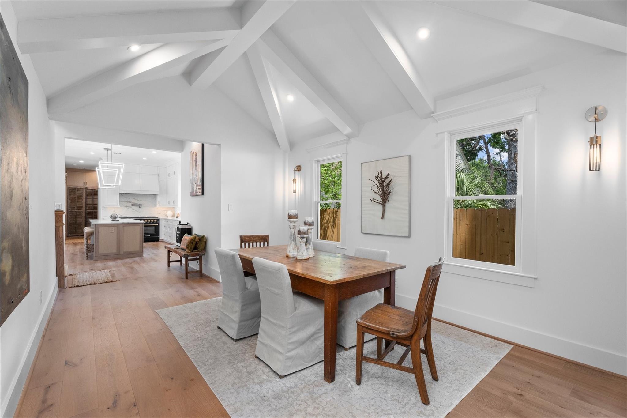 1543 Columbia Street