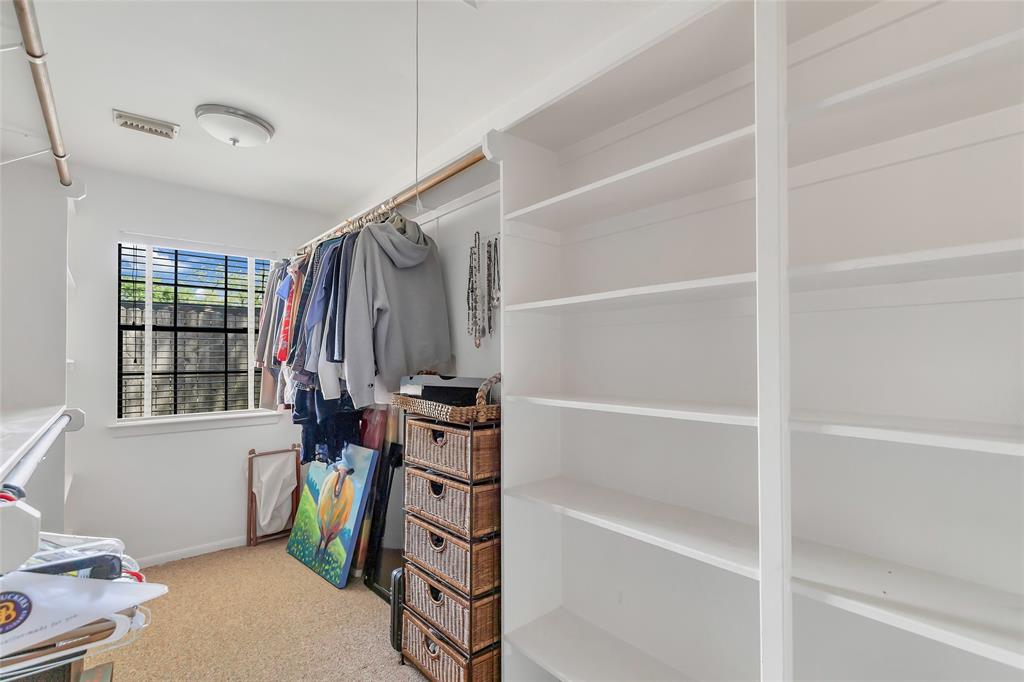 6214 Grovewood Lane