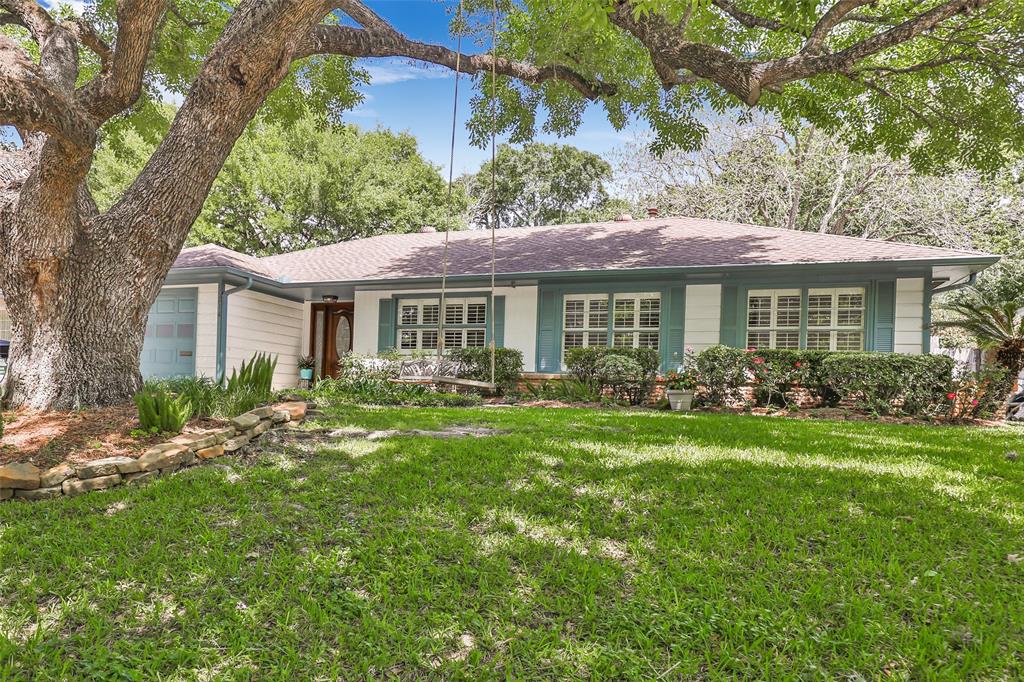 6214 Grovewood Lane