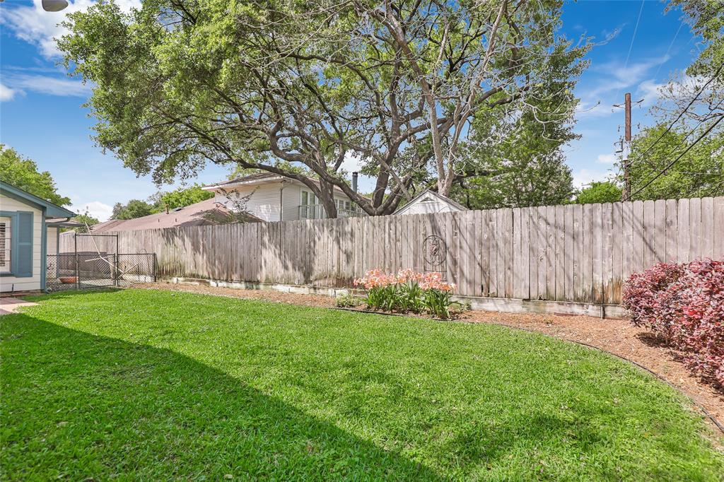 6214 Grovewood Lane