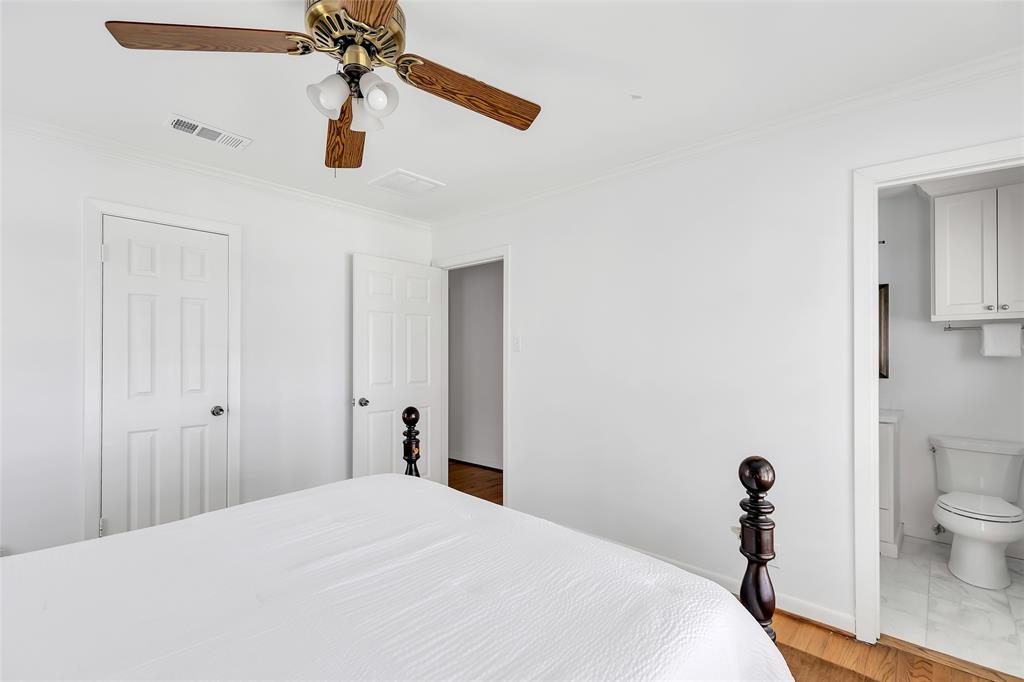 6214 Grovewood Lane