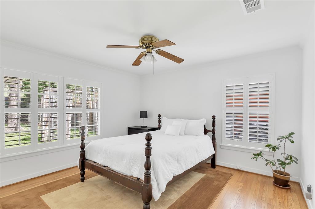 6214 Grovewood Lane