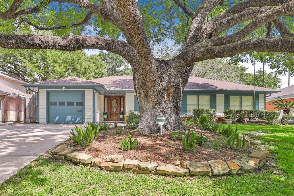 6214 Grovewood Lane