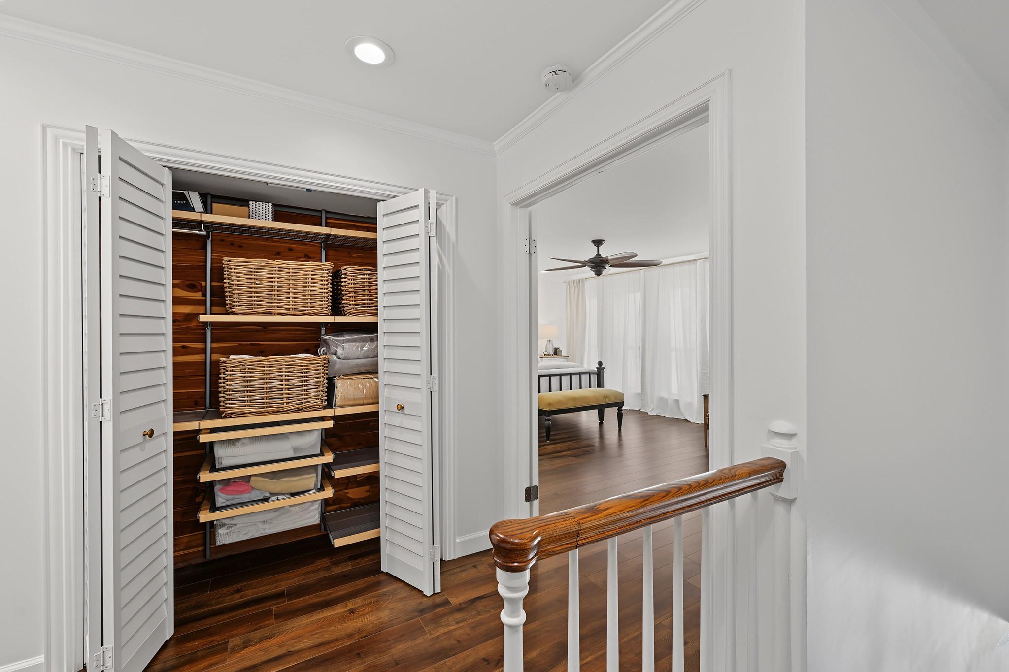 2216 Amberly Court