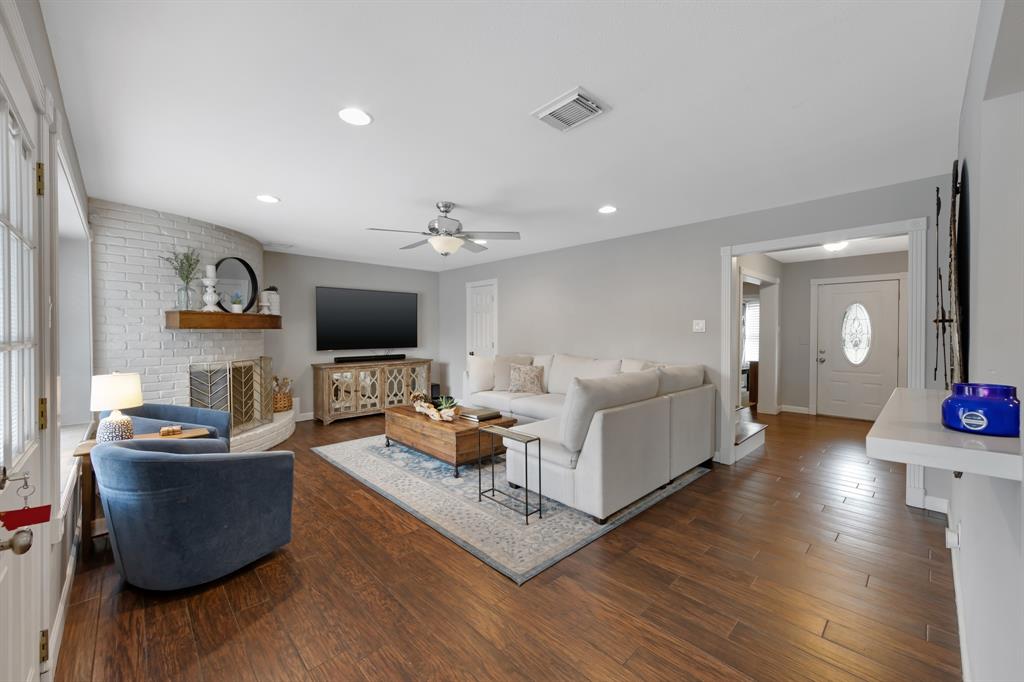 10830 Piping Rock Lane