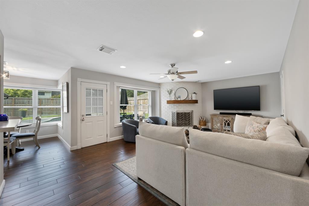 10830 Piping Rock Lane