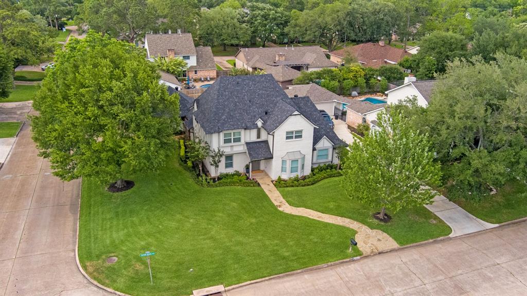 10830 Piping Rock Lane