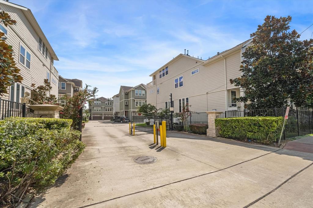 1208 Nelson Falls Lane