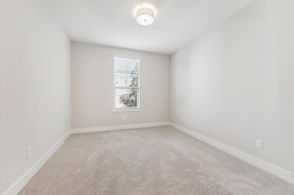 1208 Nelson Falls Lane