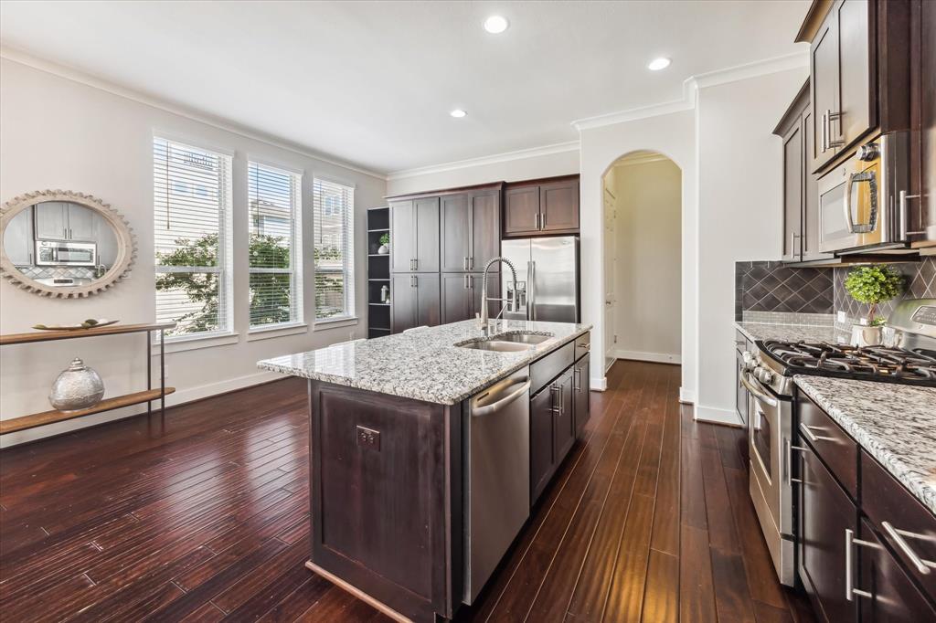 1208 Nelson Falls Lane