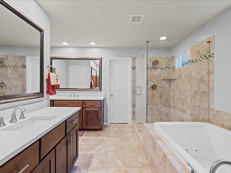 828 W 21st Street