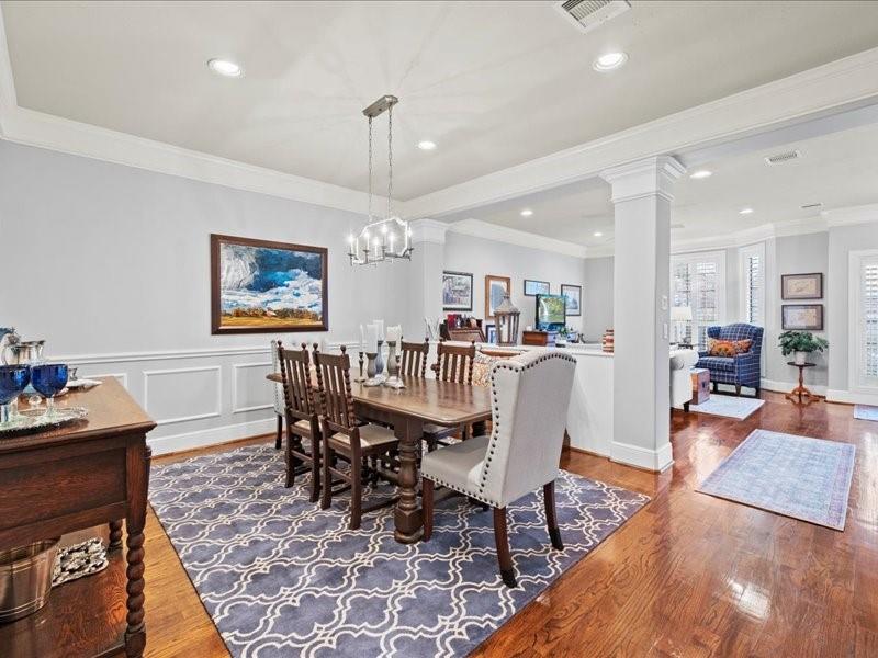 828 W 21st Street