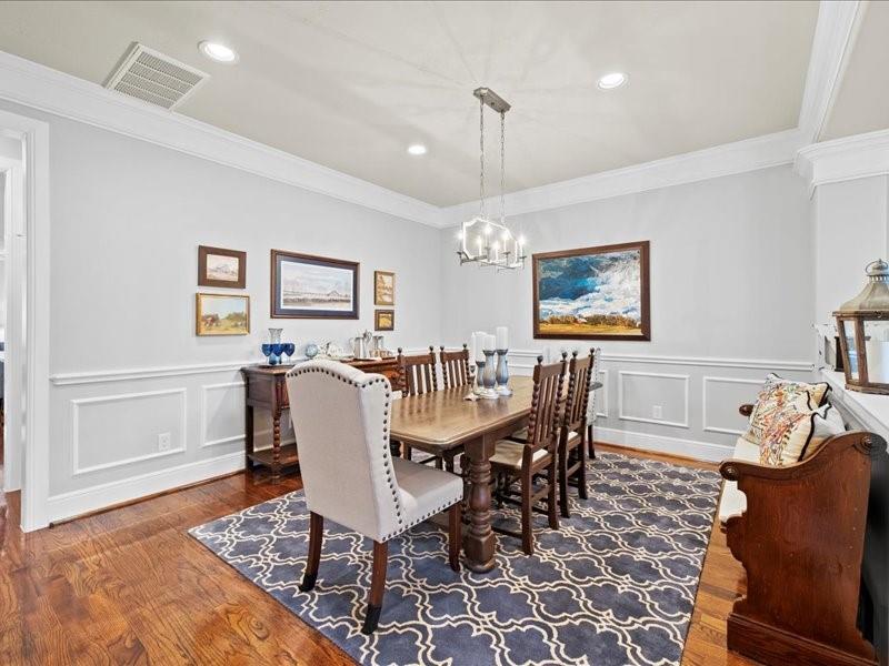 828 W 21st Street