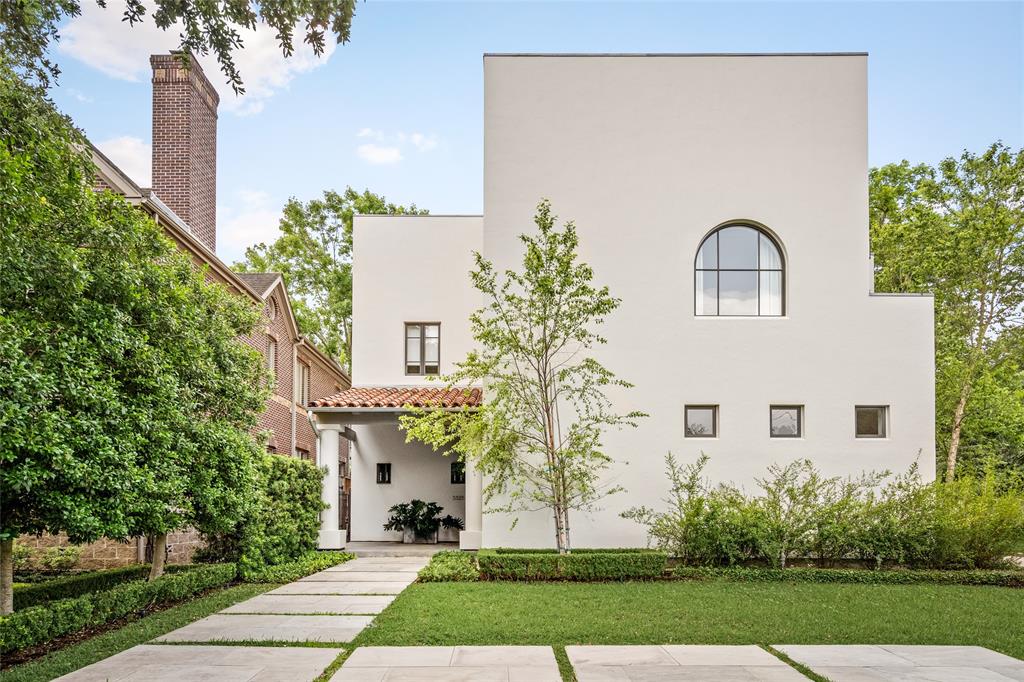 3325 Amherst Street