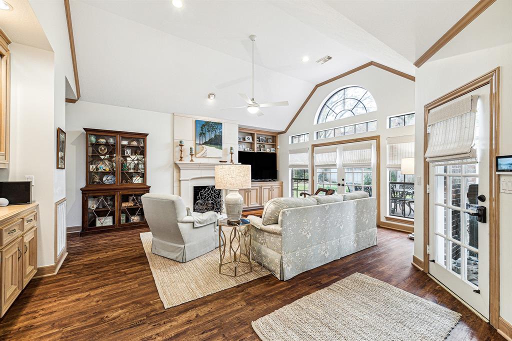 16011 Manor Square Drive
