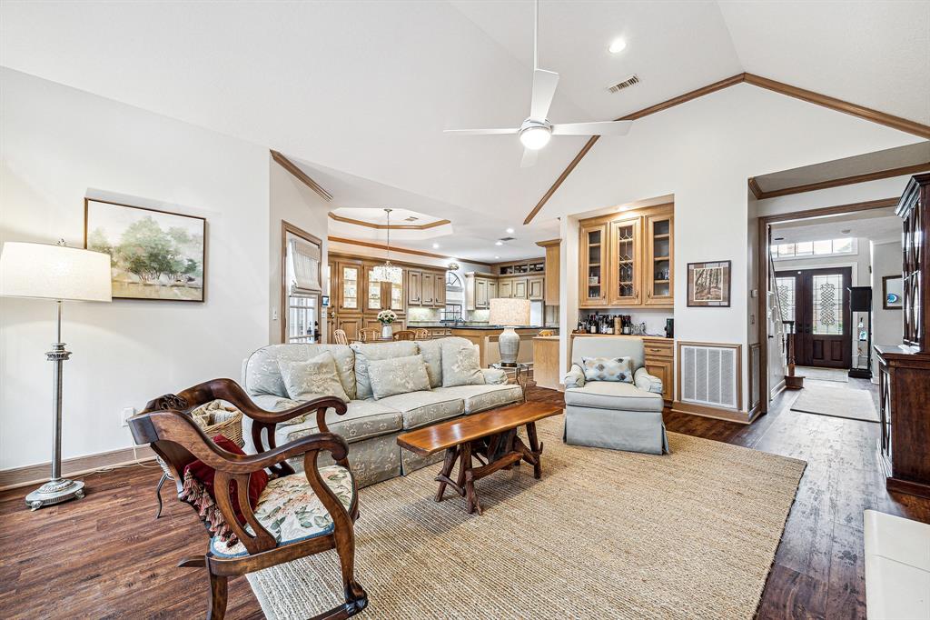 16011 Manor Square Drive