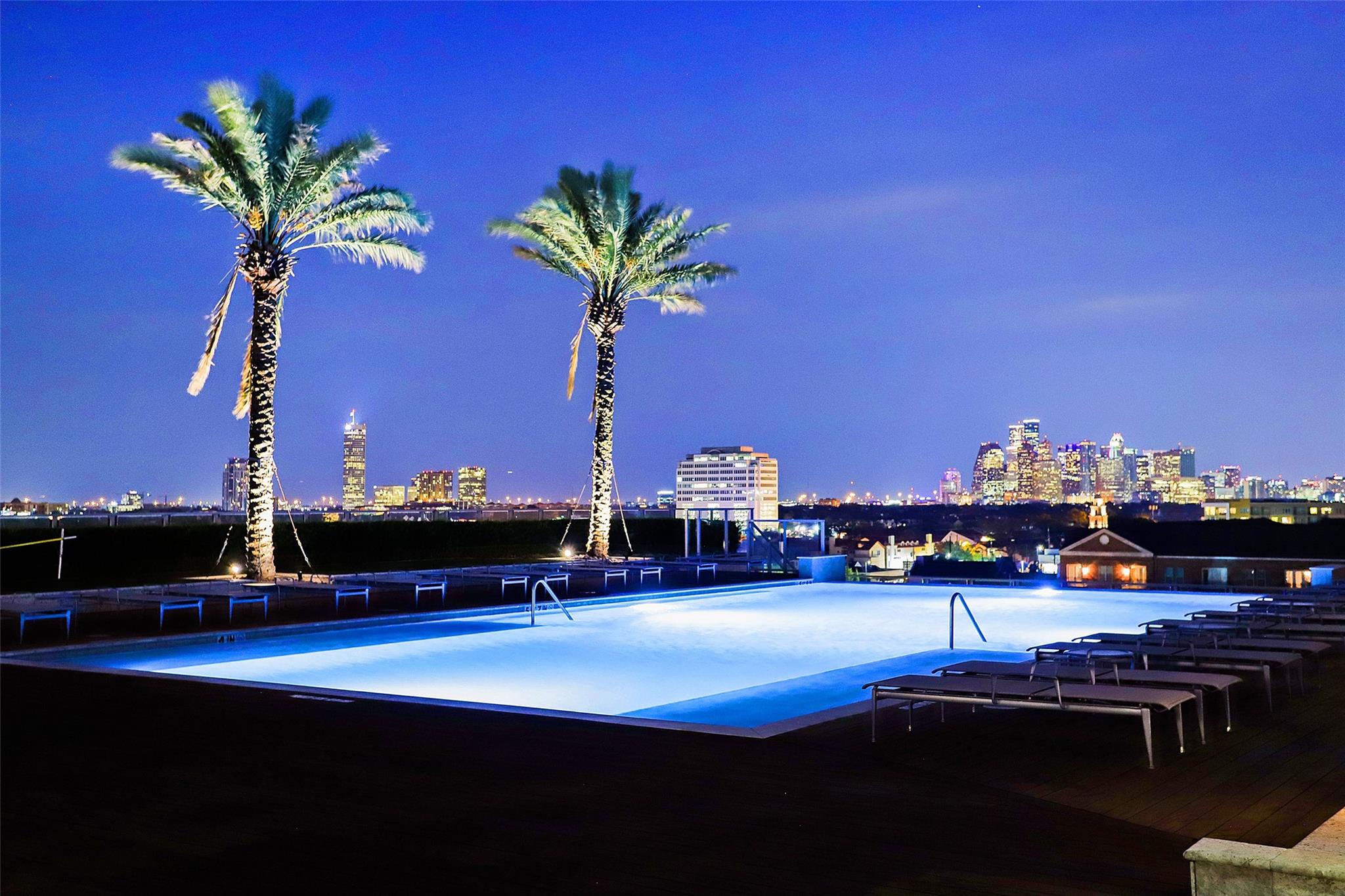 2727 Kirby Drive # 27J