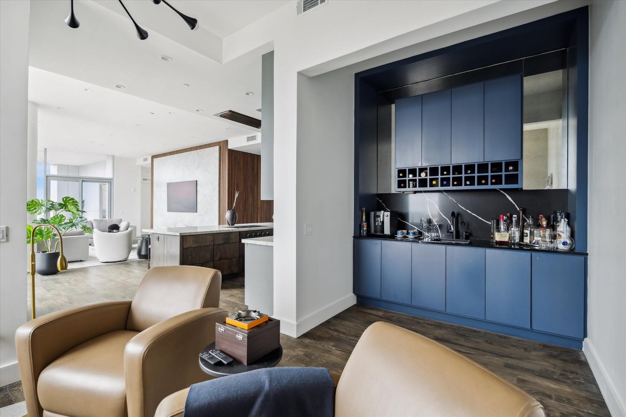 2727 Kirby Drive # 27J