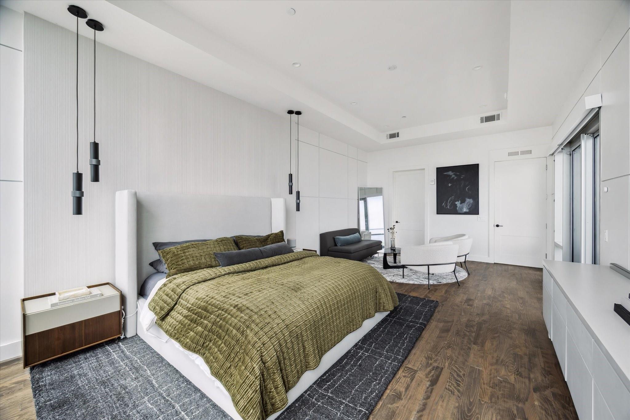 2727 Kirby Drive # 27J