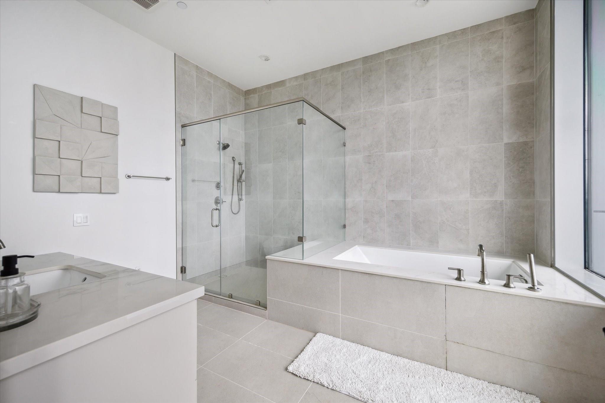 2727 Kirby Drive # 27J