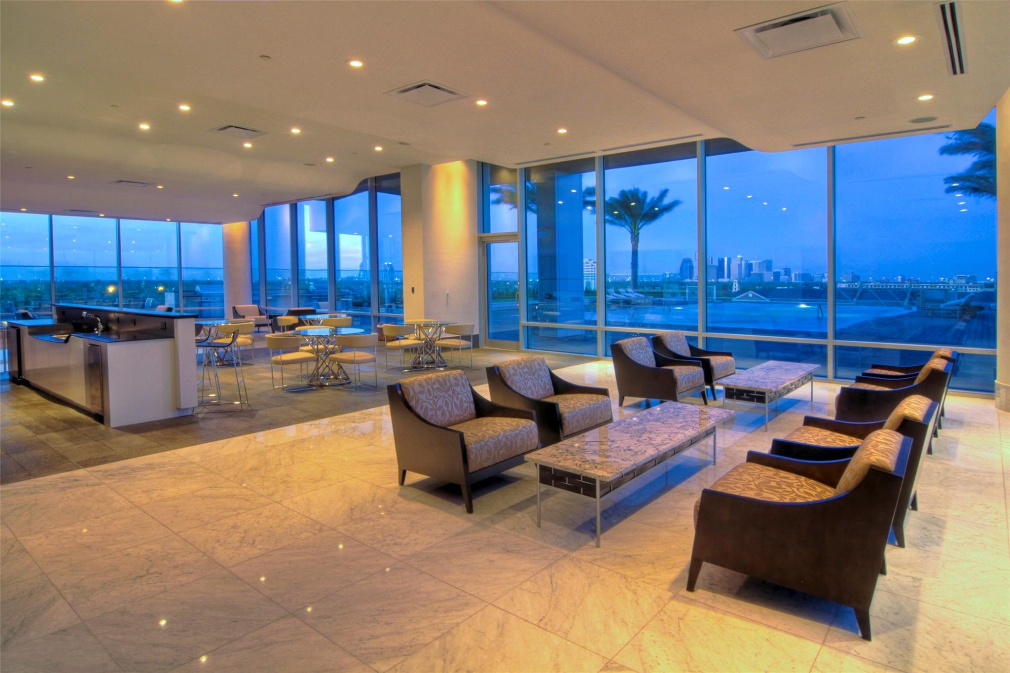 2727 Kirby Drive # 27J