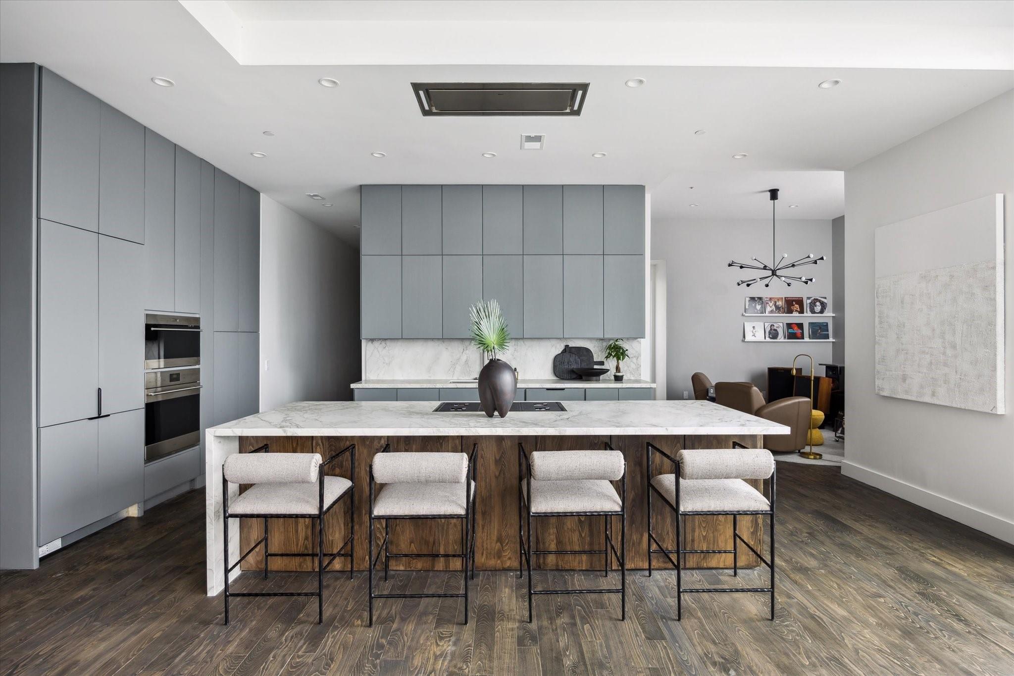 2727 Kirby Drive # 27J