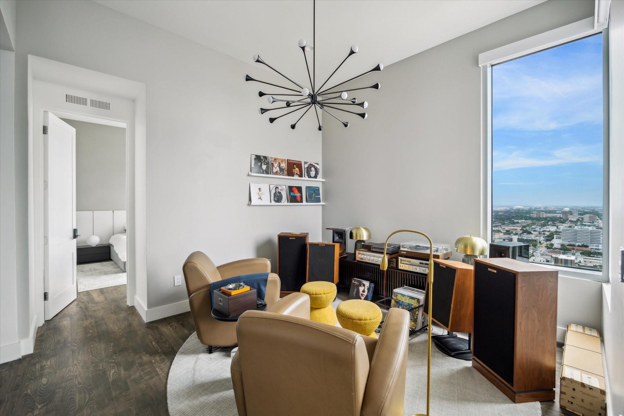 2727 Kirby Drive # 27J