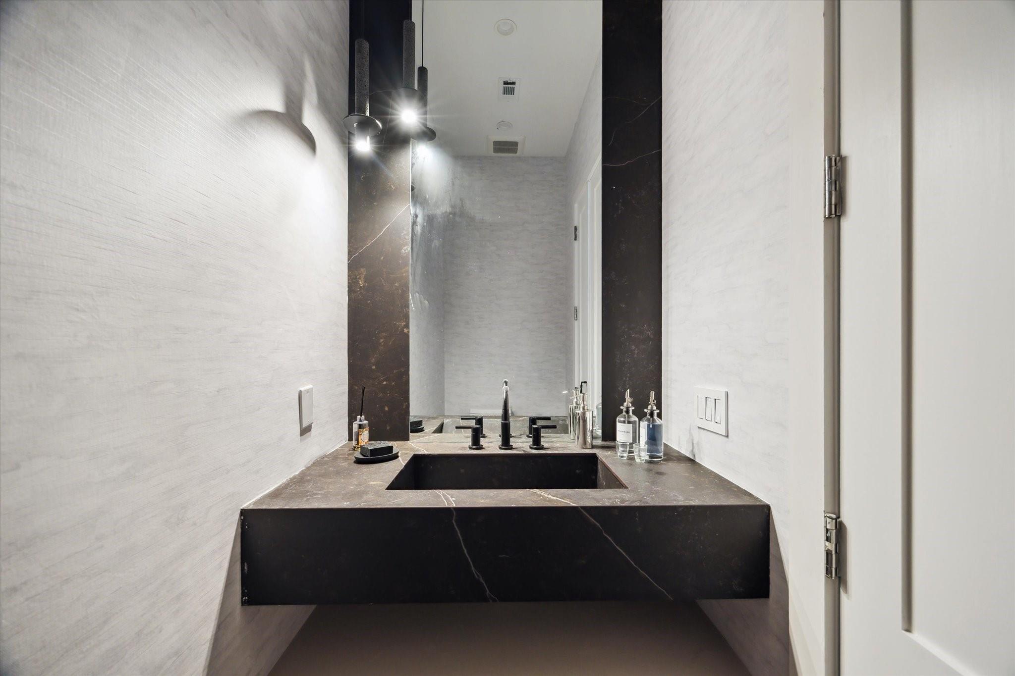 2727 Kirby Drive # 27J