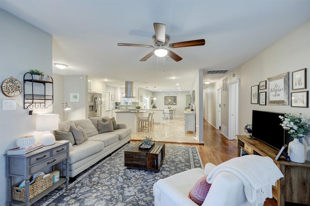 1427 Shadow Bend Drive