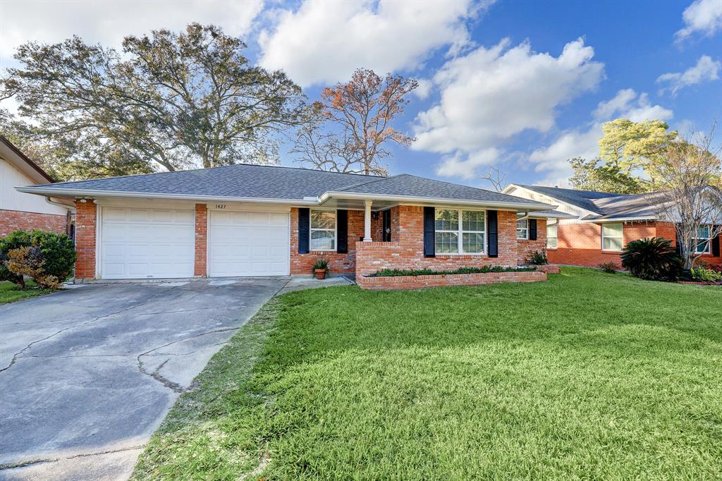 1427 Shadow Bend Drive