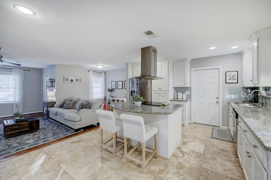 1427 Shadow Bend Drive