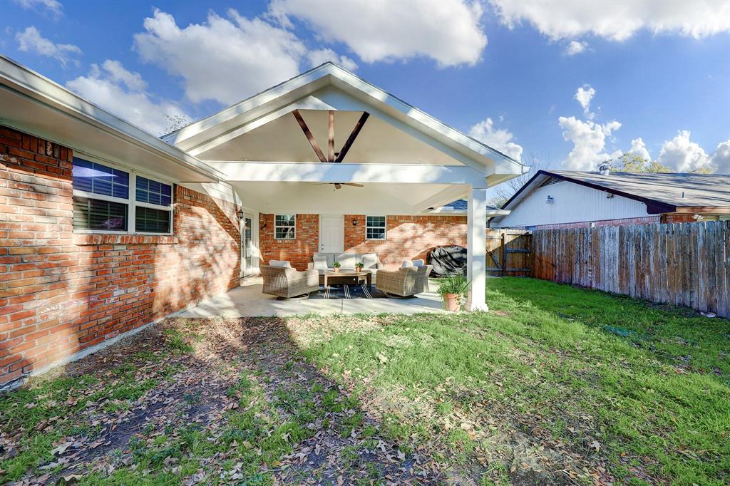 1427 Shadow Bend Drive
