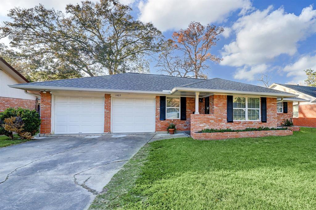 1427 Shadow Bend Drive