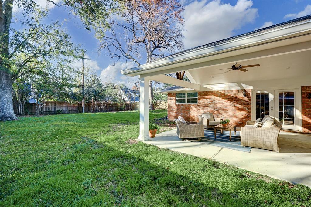 1427 Shadow Bend Drive