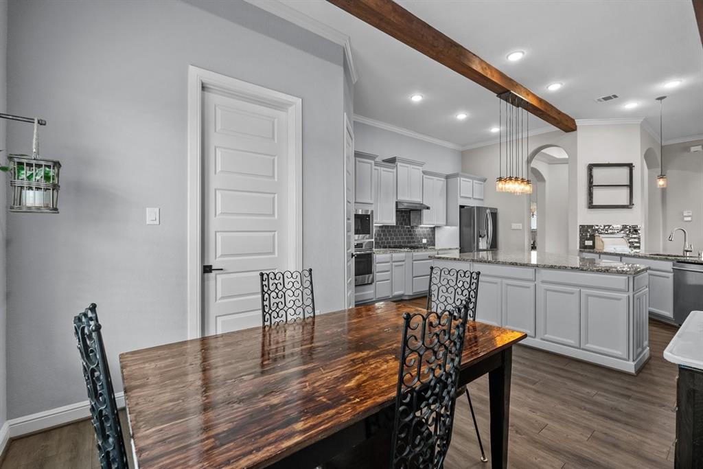 2226 Nocona Lane