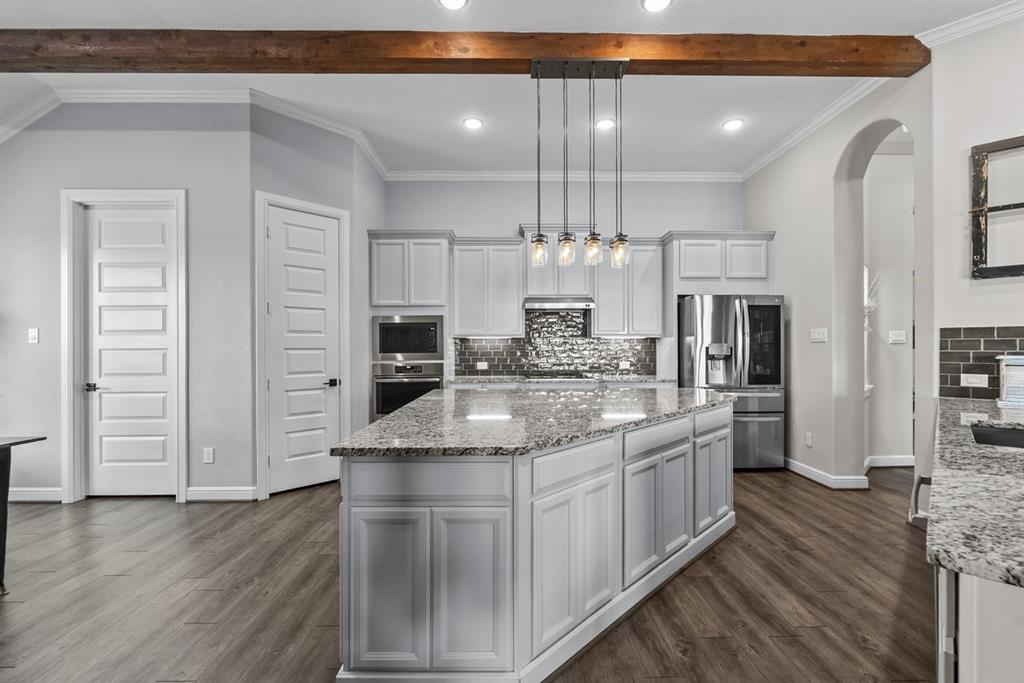 2226 Nocona Lane