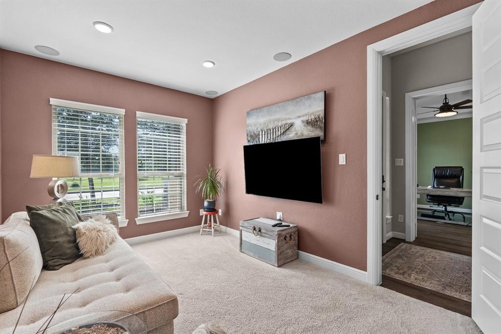 2226 Nocona Lane
