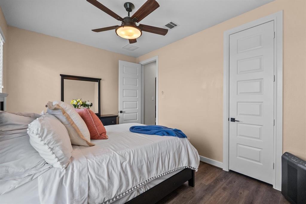 2226 Nocona Lane