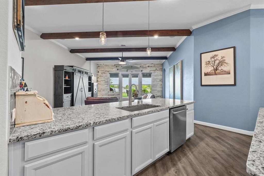 2226 Nocona Lane