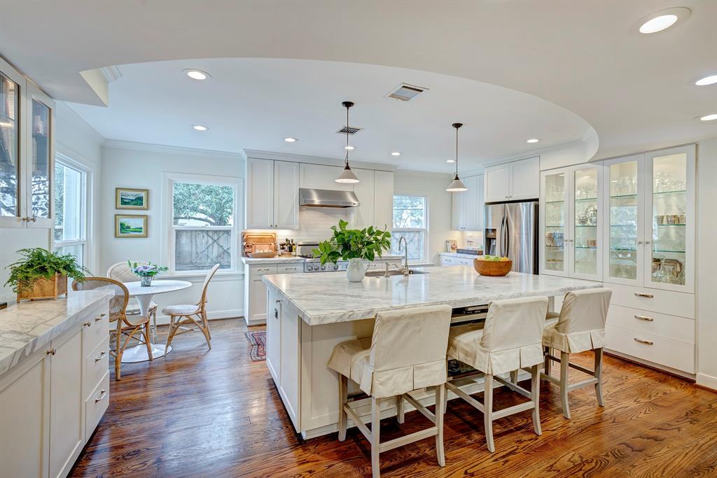 2201 South Boulevard