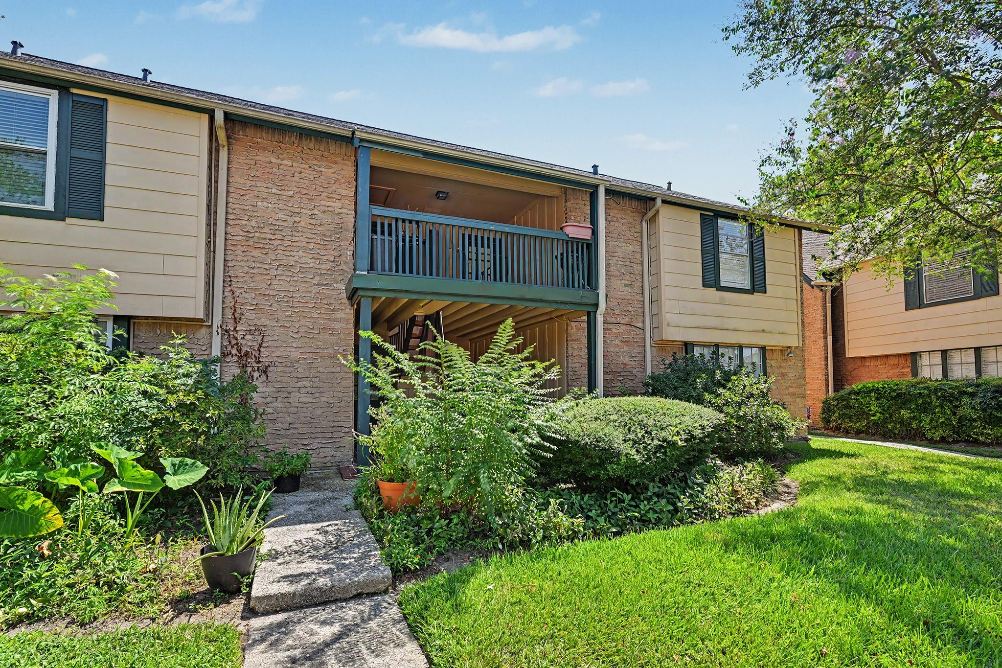 8211 Kingsbrook Road # 205