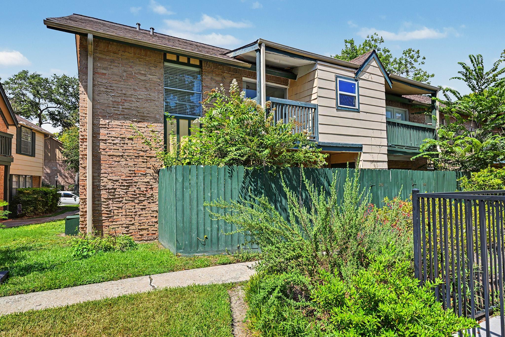 8211 Kingsbrook Road # 205