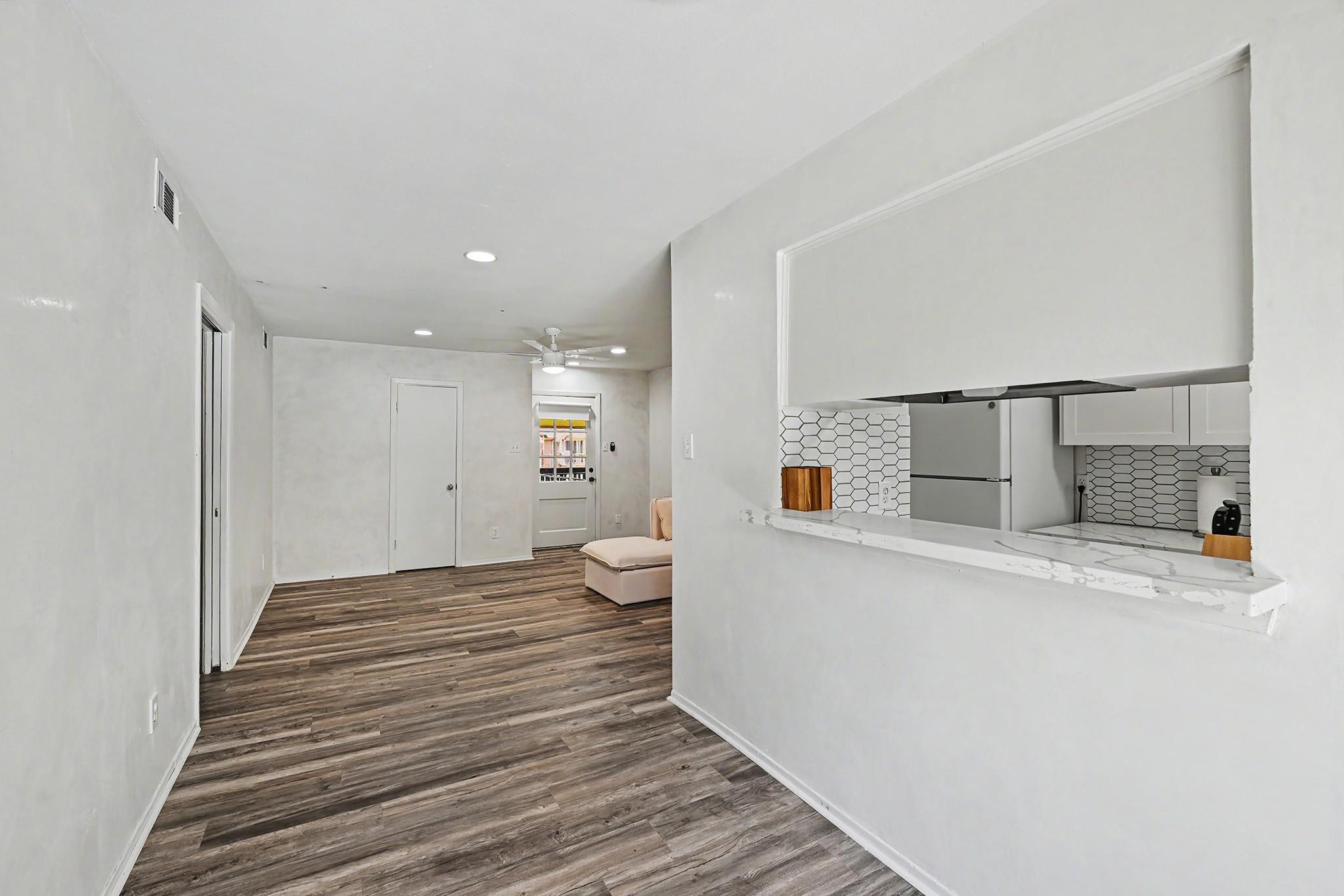 8211 Kingsbrook Road # 205