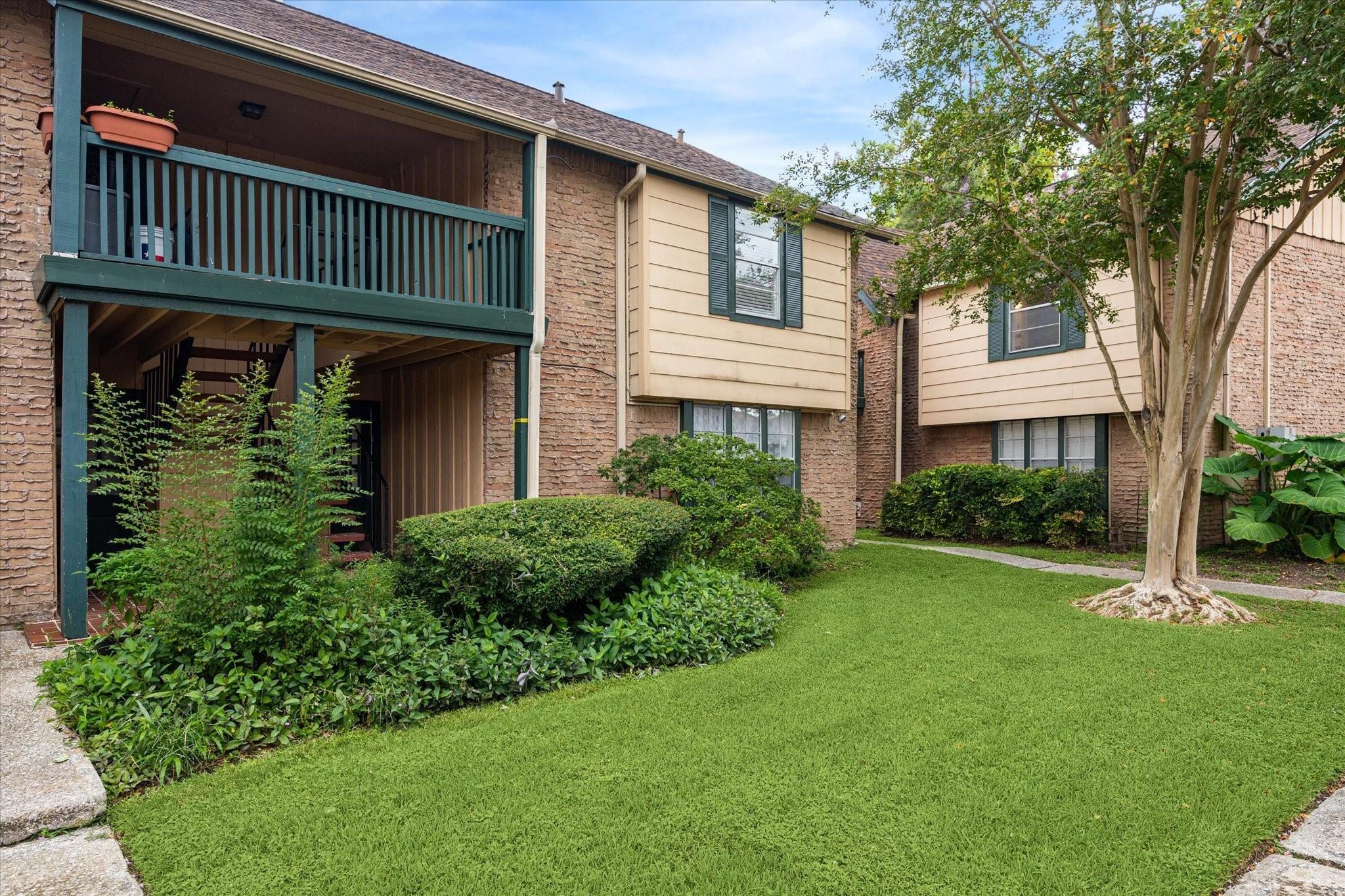 8211 Kingsbrook Road # 205