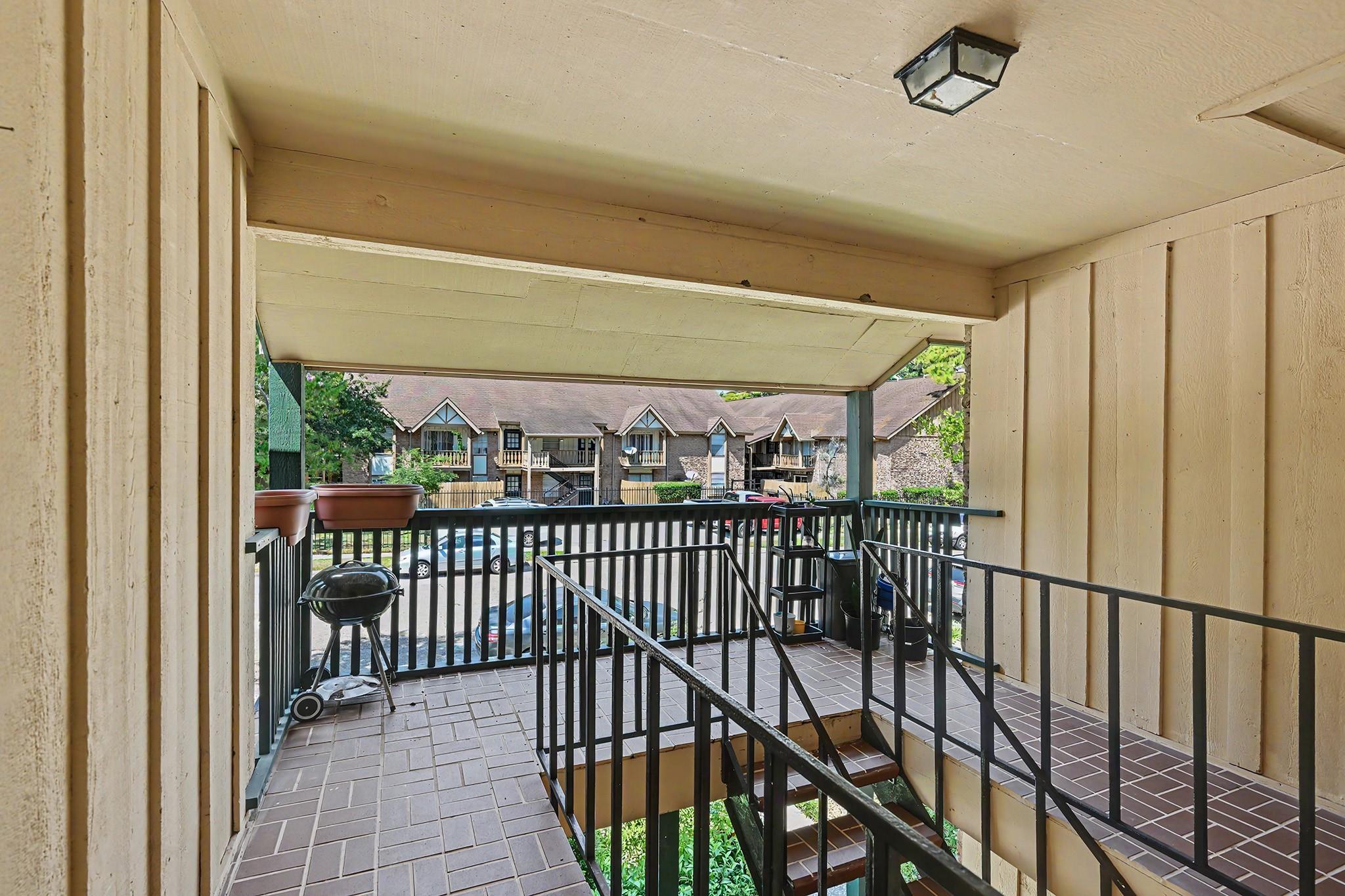8211 Kingsbrook Road # 205