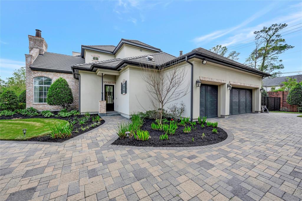 3 Reynolds Court
