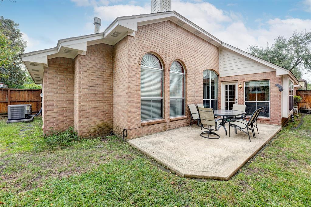 1218 Campton Court
