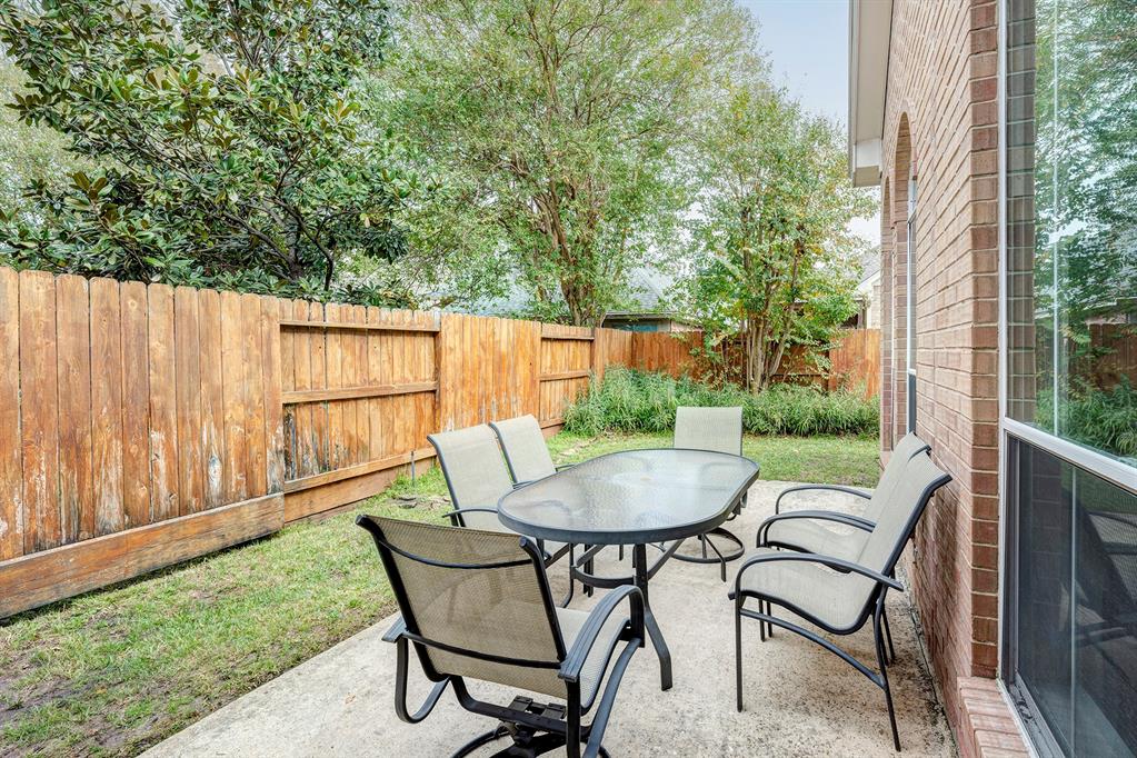 1218 Campton Court