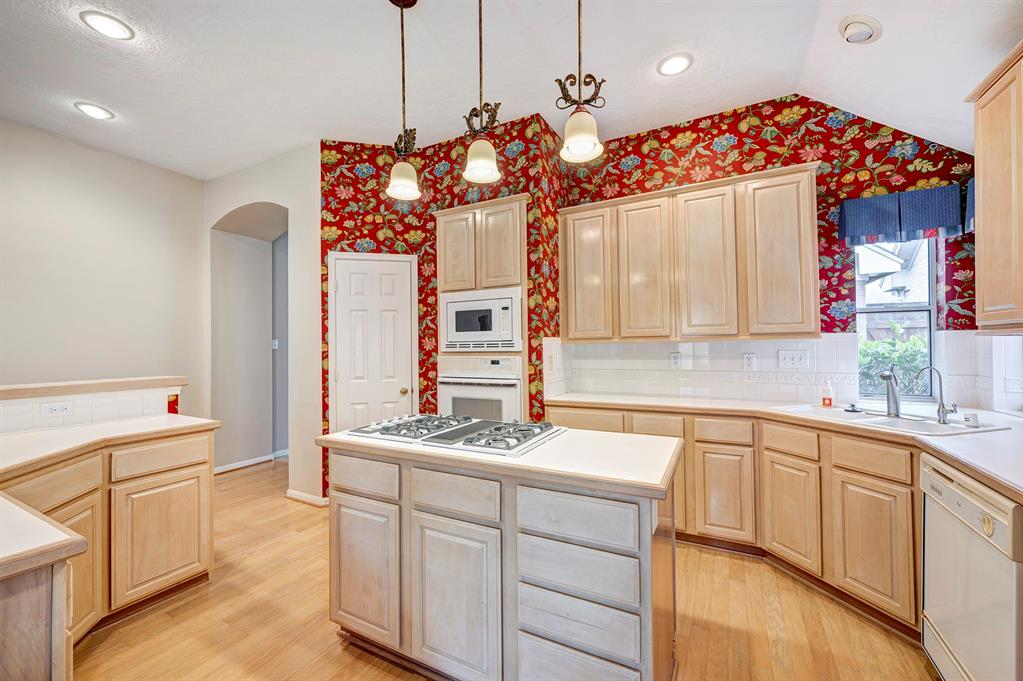 1218 Campton Court